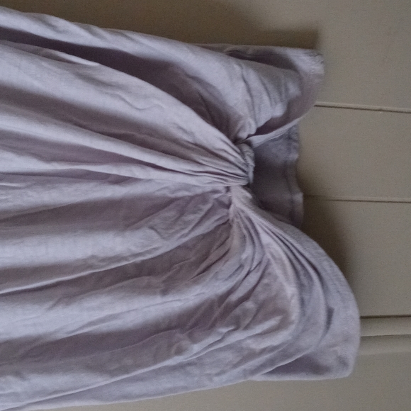 ⭐Scoop neck Tee⭐️ - Picture 2 of 5